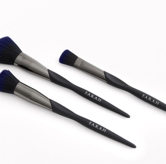 MAKE-UP BRUSH SET - Picture 3 of 4